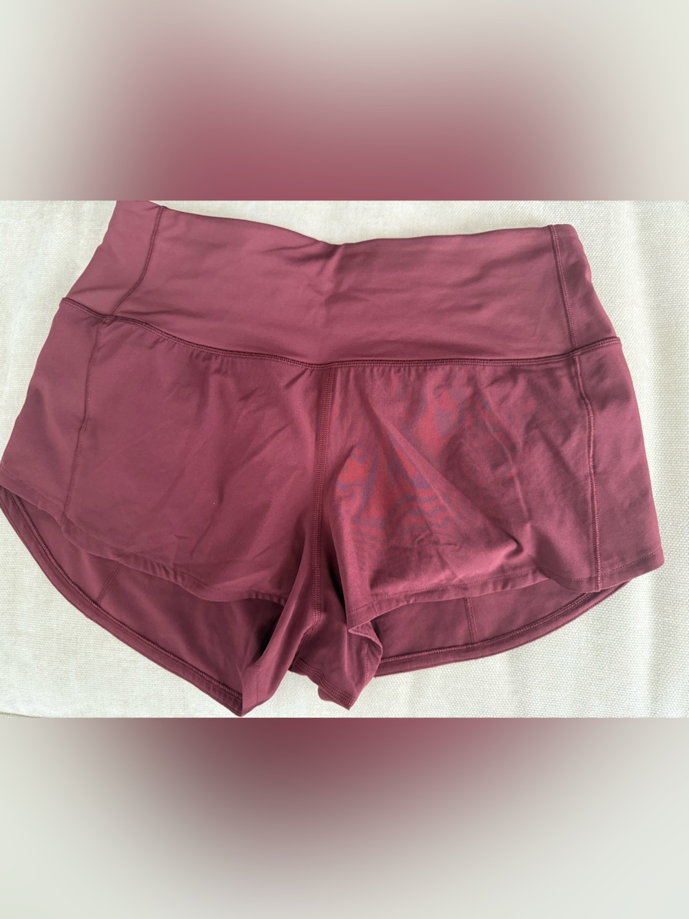 Lululemon athletica Red Merlot Speed Up 2.5” Women’s Running Shorts Size 6